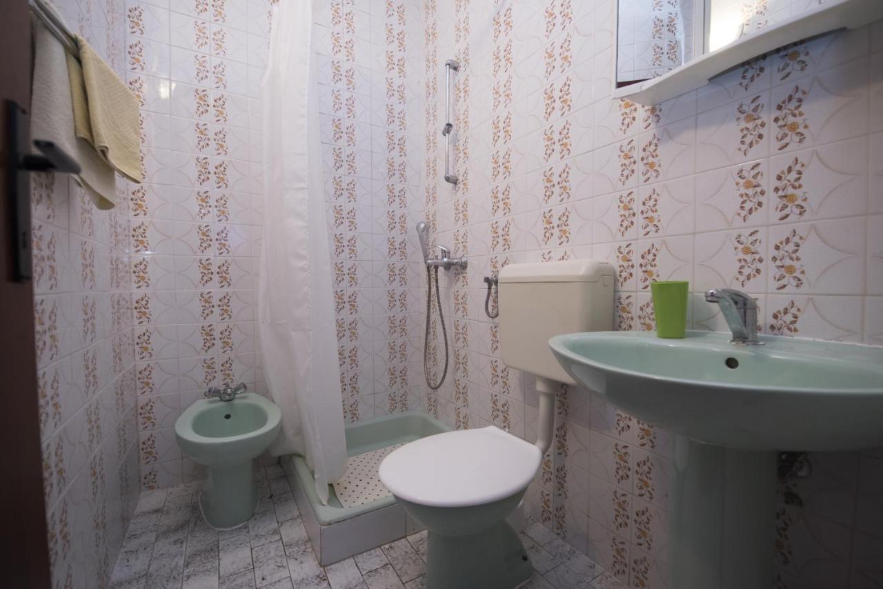 Apartments With A Parking Space Brela, Makarska - 16603 מראה חיצוני תמונה