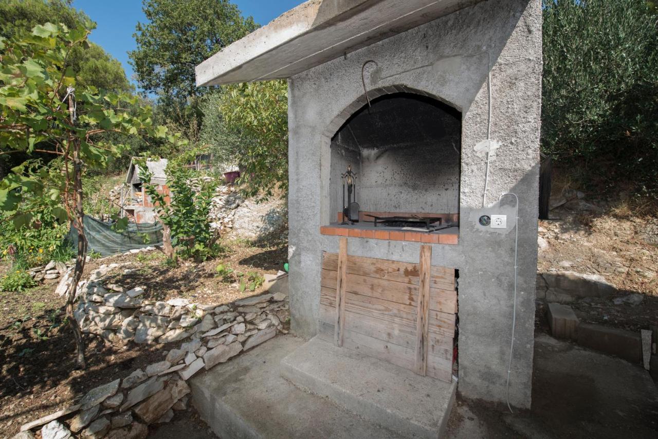 Apartments With A Parking Space Brela, Makarska - 16603 מראה חיצוני תמונה