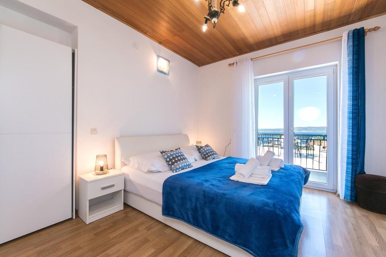 Apartments With A Parking Space Brela, Makarska - 16603 מראה חיצוני תמונה