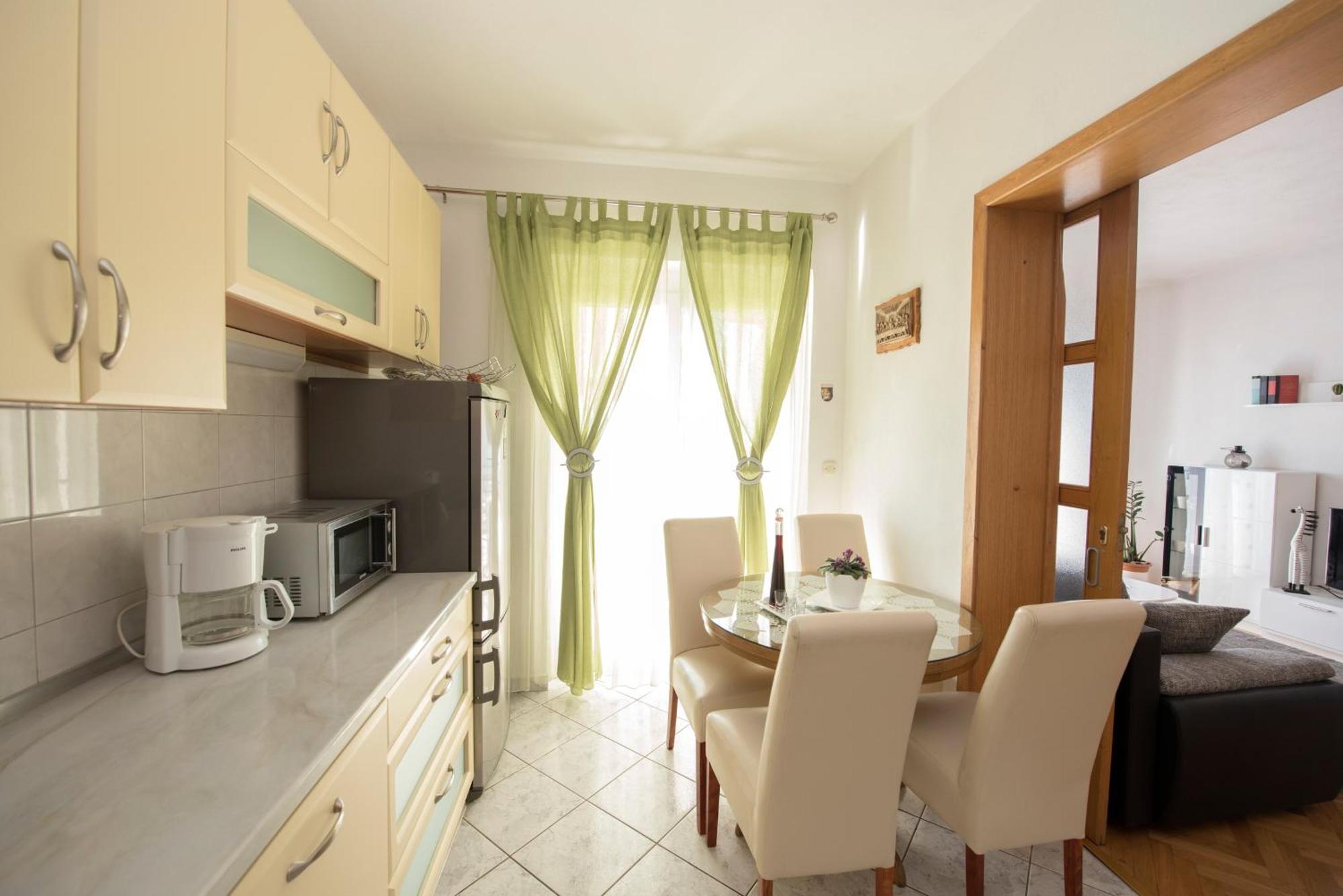 Apartments With A Parking Space Brela, Makarska - 16603 חדר תמונה